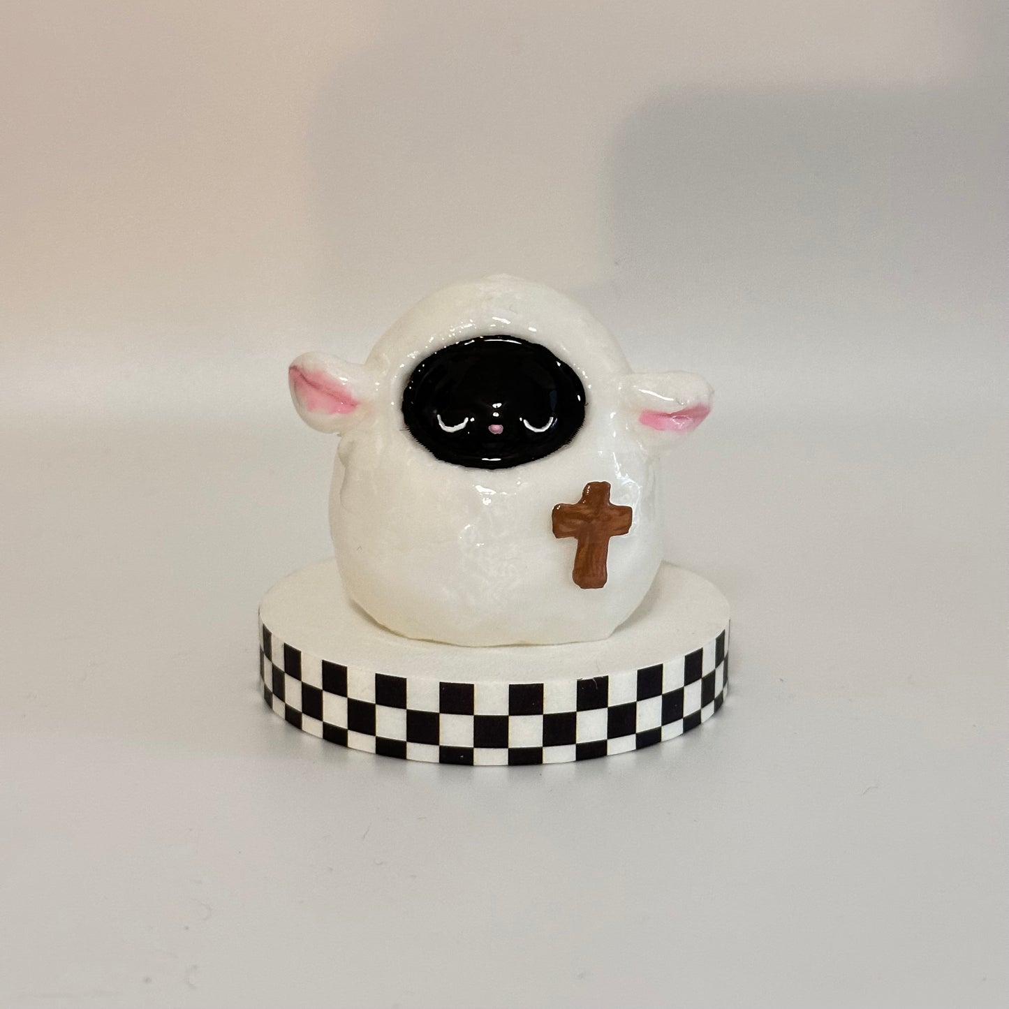 Cross Lamb