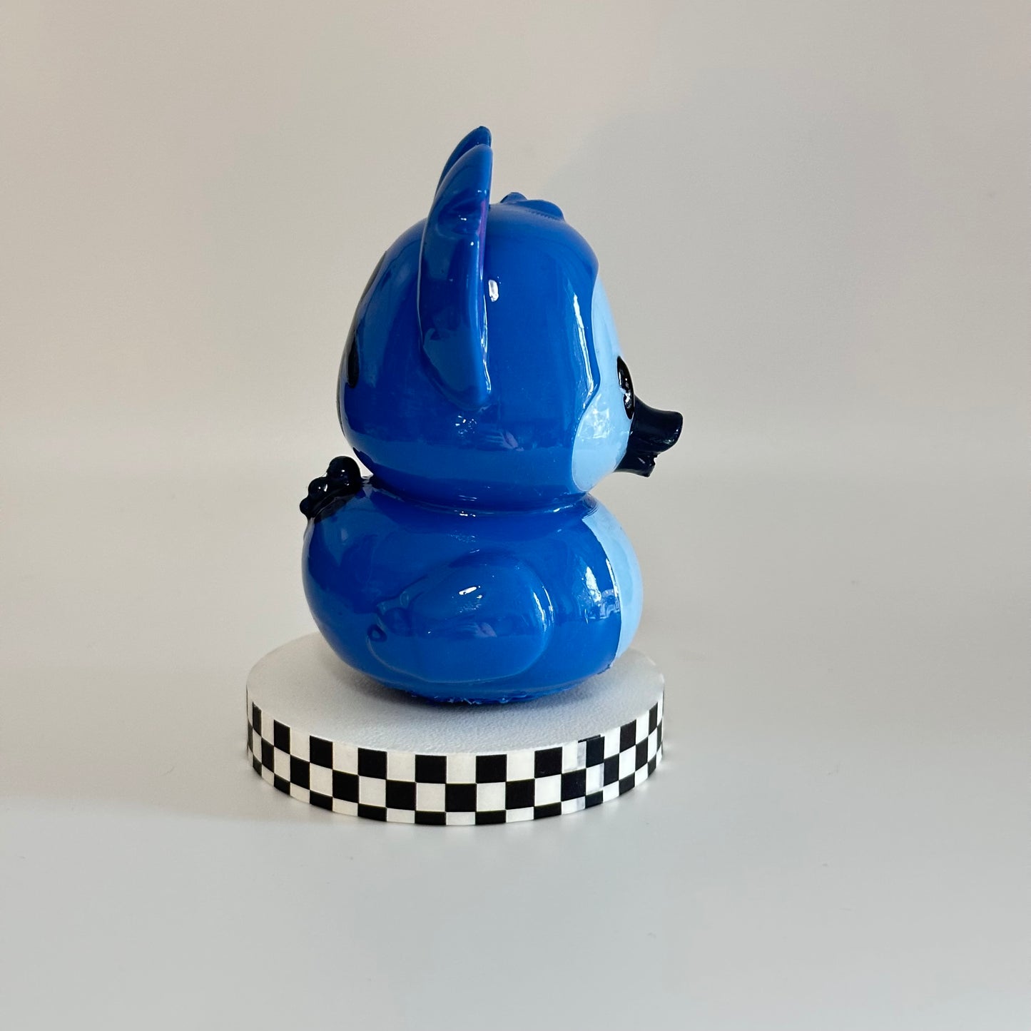 large stitch duck