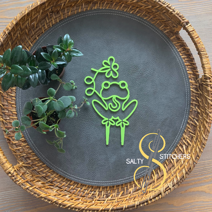 Green Frog Plant Pal 3d Printed Indoor Trellis | More Heart Studio