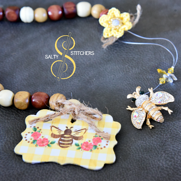 Vintage Floral Honey Bee Wood Bead Tier Tray Garland | Salty Stitchers