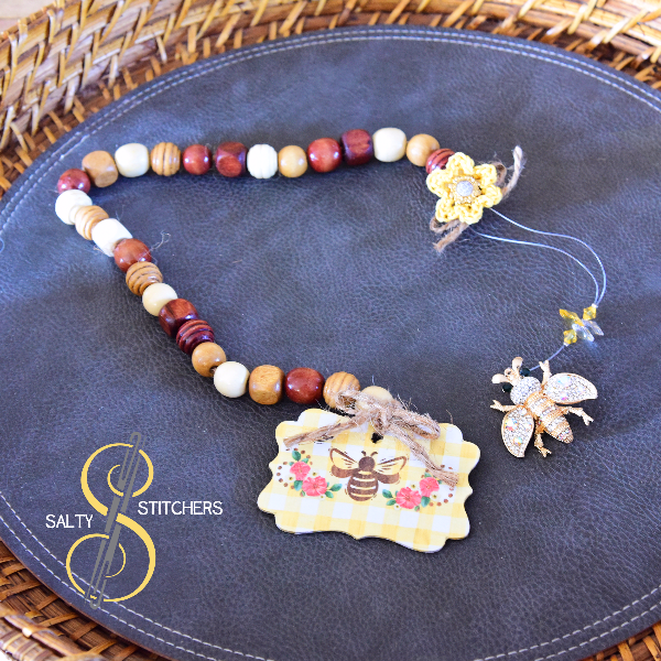Vintage Floral Honey Bee Wood Bead Tier Tray Garland | Salty Stitchers