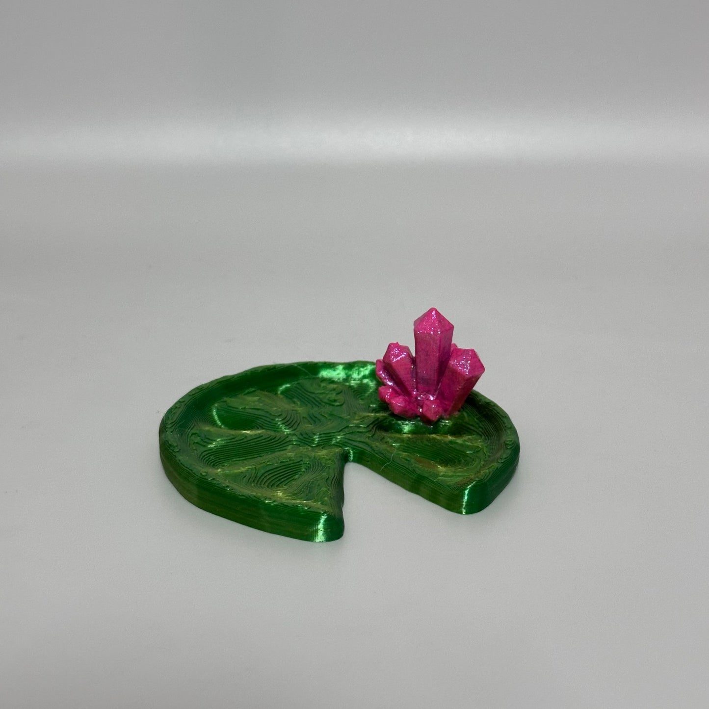 F35 Pink Crystal Lilypad