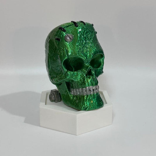 SP54 Frankenstein Skull Spooky Shelfie