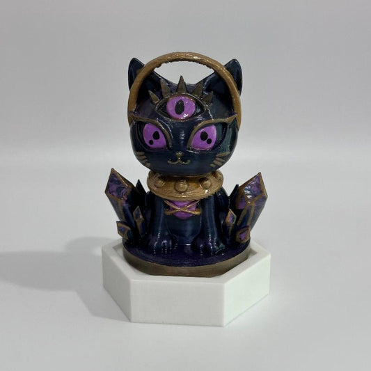 C37 Black Crystal Cat Shelfie