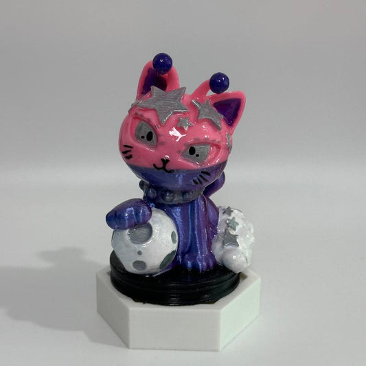 C38 PInk Purple Moon Cat Shelfie