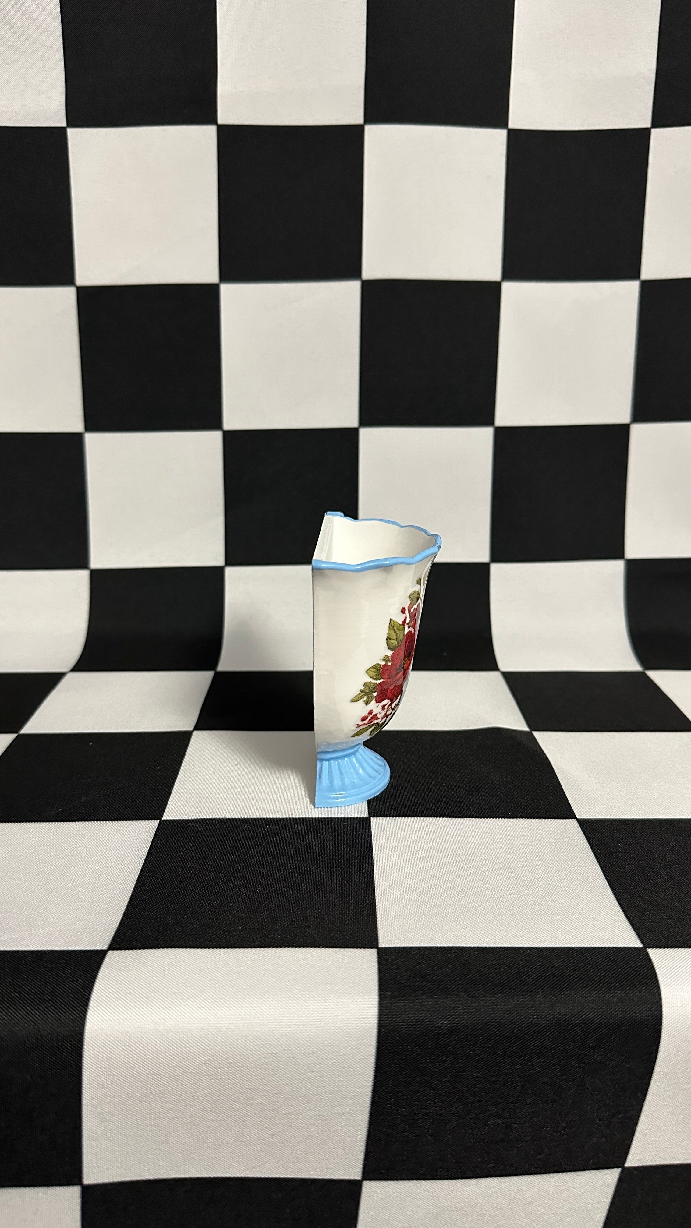 Classic Charm Teacup Magnet & Pen Holder | Cottagecore Kitchen Decor