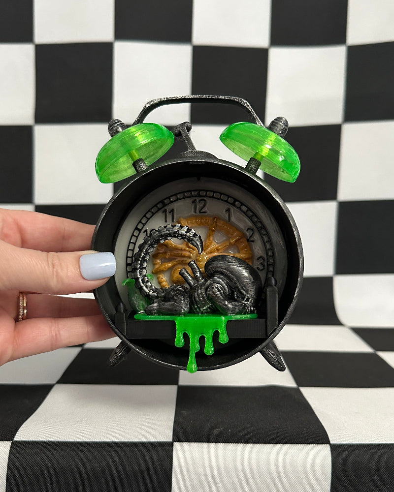 Xenomorph Tiny Timekeeper | Glow-in-the-Dark Alien Bedroom Collectible