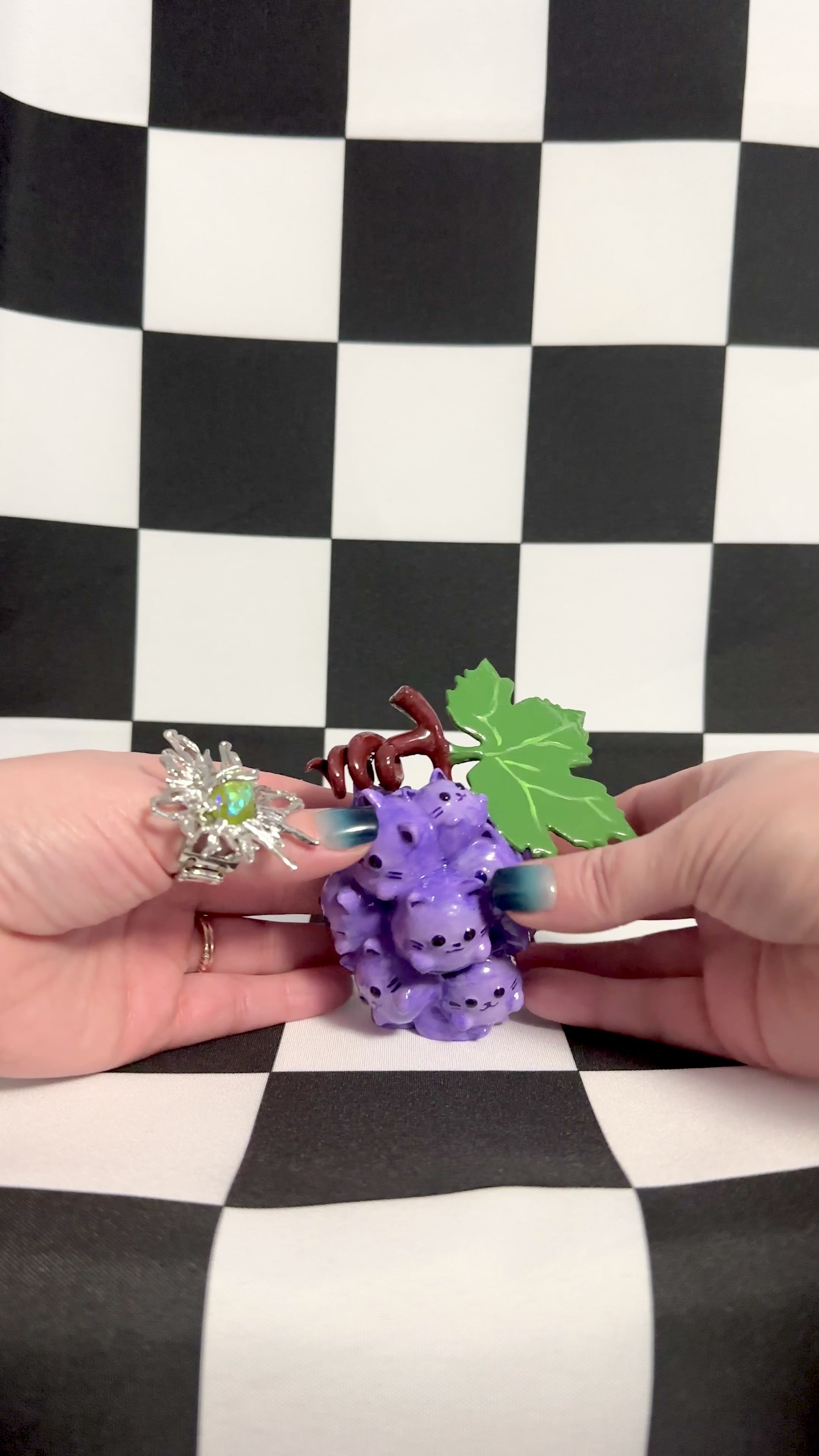 Kawaii Grape Cat Cluster 3D Printed Figurine