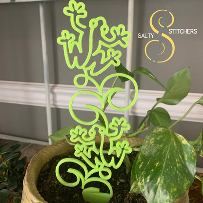 Green Frog Tall Plant Pal 3d Printed Indoor Trellis | More Heart Studio